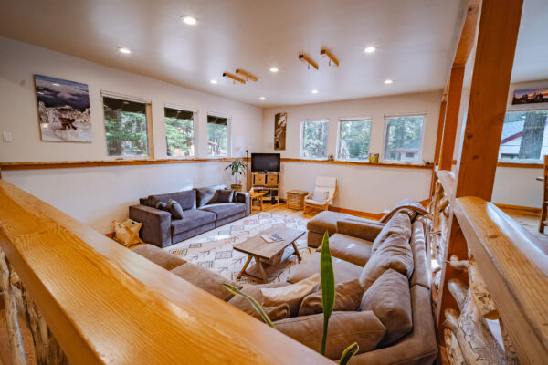 beaumont-basecamp-livingroom